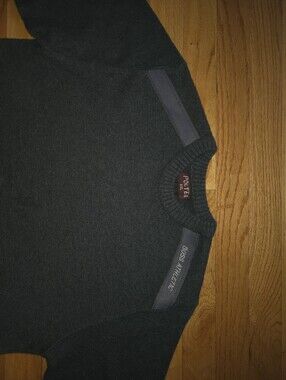 Men’s Dark Gray Crewneck Sweater